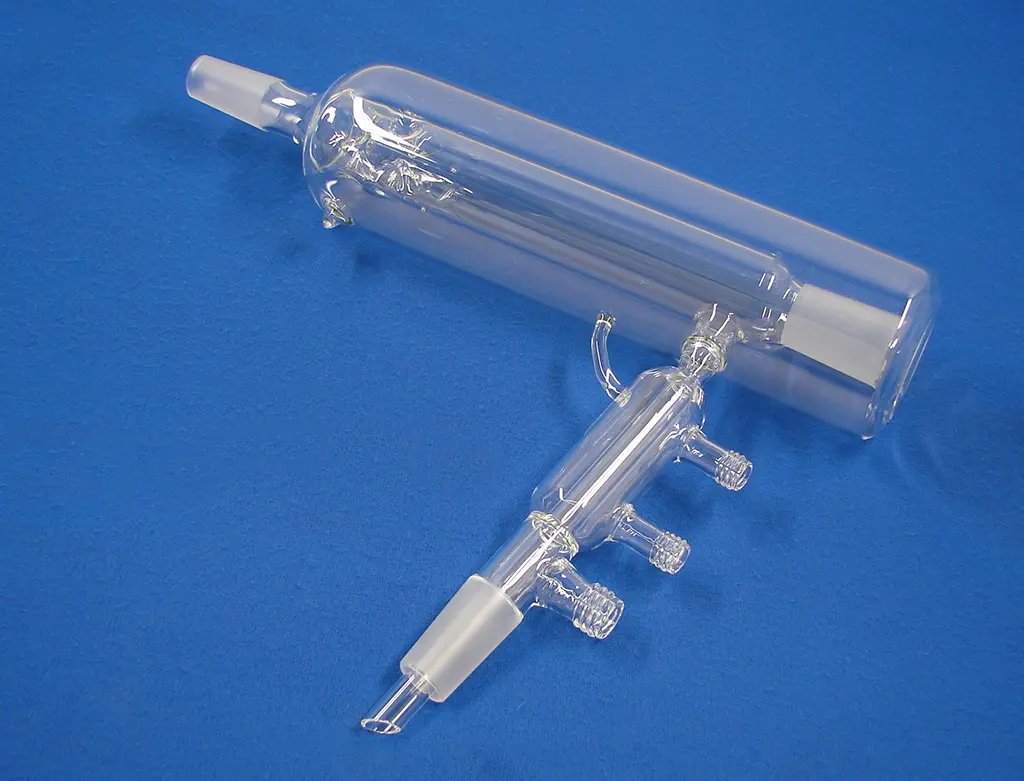 A Short Path Distillation Head. Short-path distillation is a distillation technique that involves the distillate traveling a short distance, often only a few centimeters.