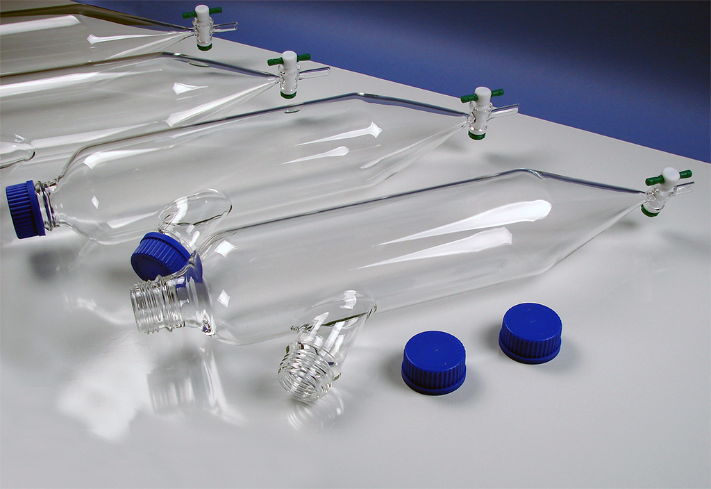 Custom two-litre Lab-line extraction vessel.